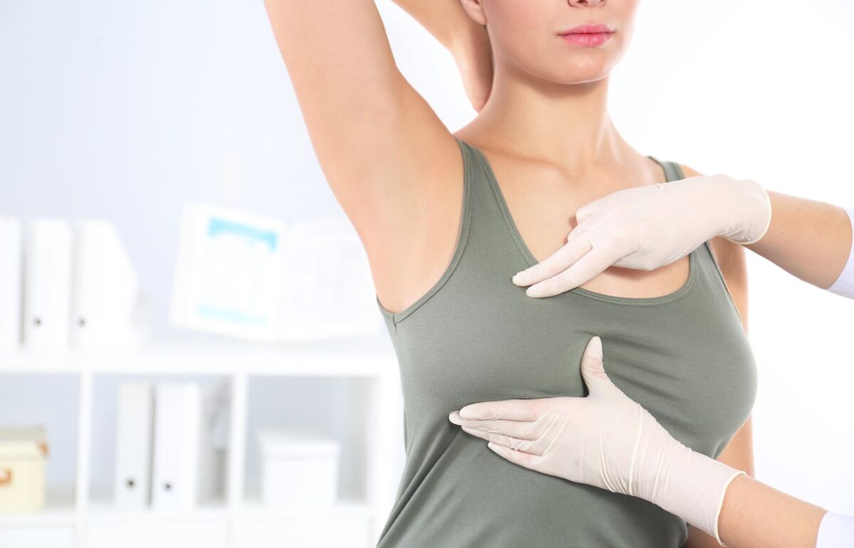 Diese Untersuchungen sollten Frauen mindestens alle 2 Jahre durchführen lassen. Akupunktur lindert Schmerzen/ Bild: Fotolia Es gibt bestimmte Untersuchungen, die Frauen - unabhängig von familiären Vorerkrankungen - regelmäßig durchführen lassen sollten.