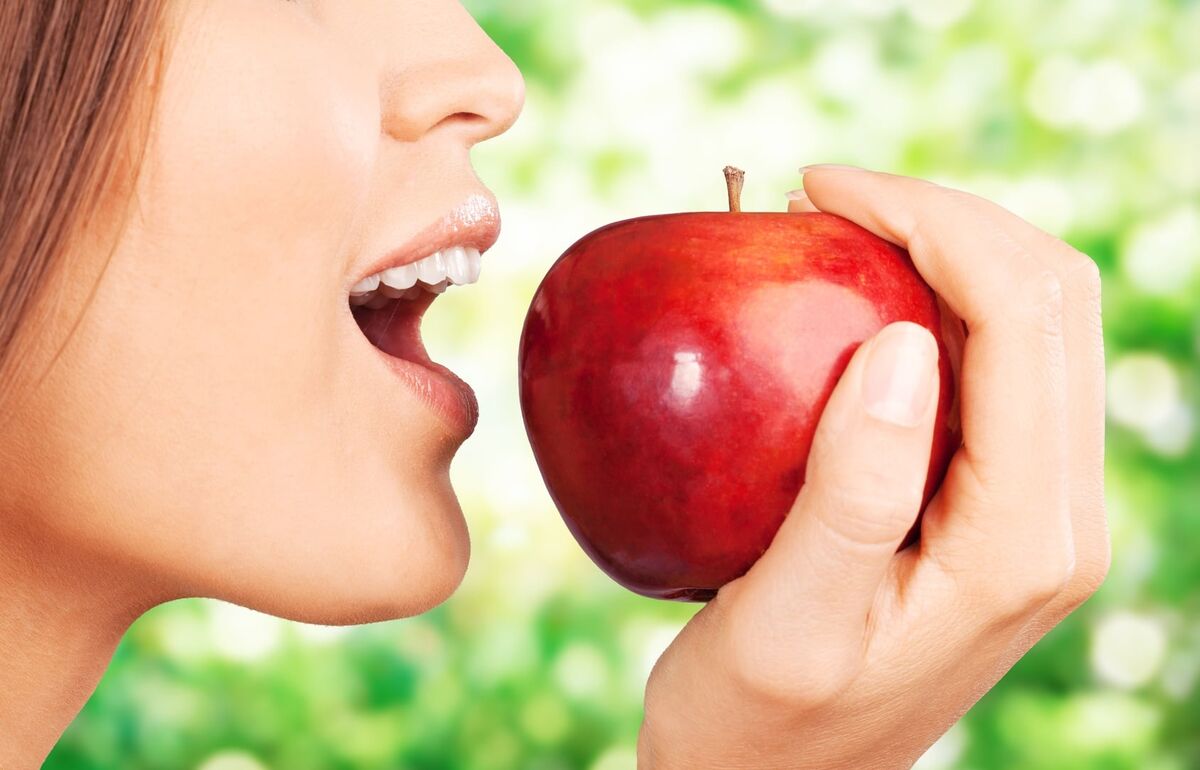 Die Fruchtbarkeit kann mit richtiger Ernährung positiv beeinflusst werden. Akupunktur lindert Schmerzen/ Bild: Fotolia Laut einer aktuellen Studie kann die richtige Ernährung die Wahrscheinlicheit schwanger zu werden positiv beeinflussen.