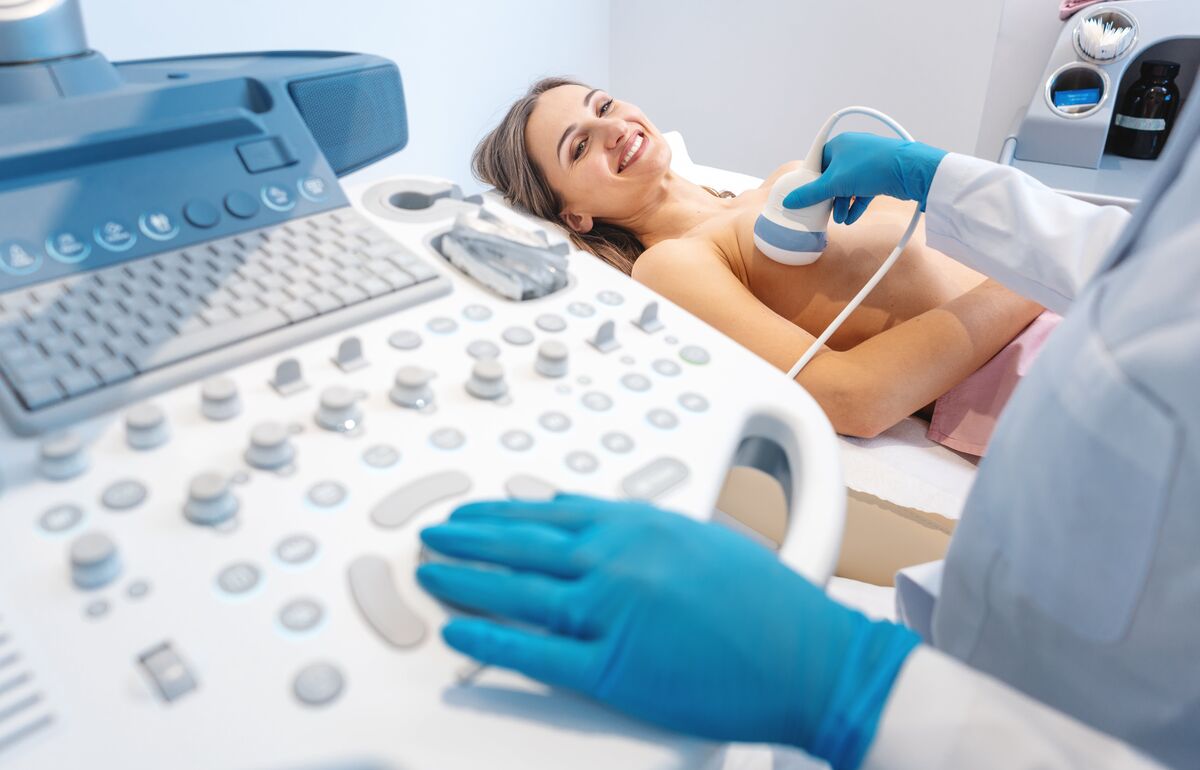 Während des 1. Lockdowns in Österreich hat die Qualität der medizinischen Betreuung gelitten/ Bild: Adobe Stock Während des 1. Lockdowns wurden 40 Prozent weniger Karzinome bei Frauen entdeckt. /Bild: Adobe Stock
