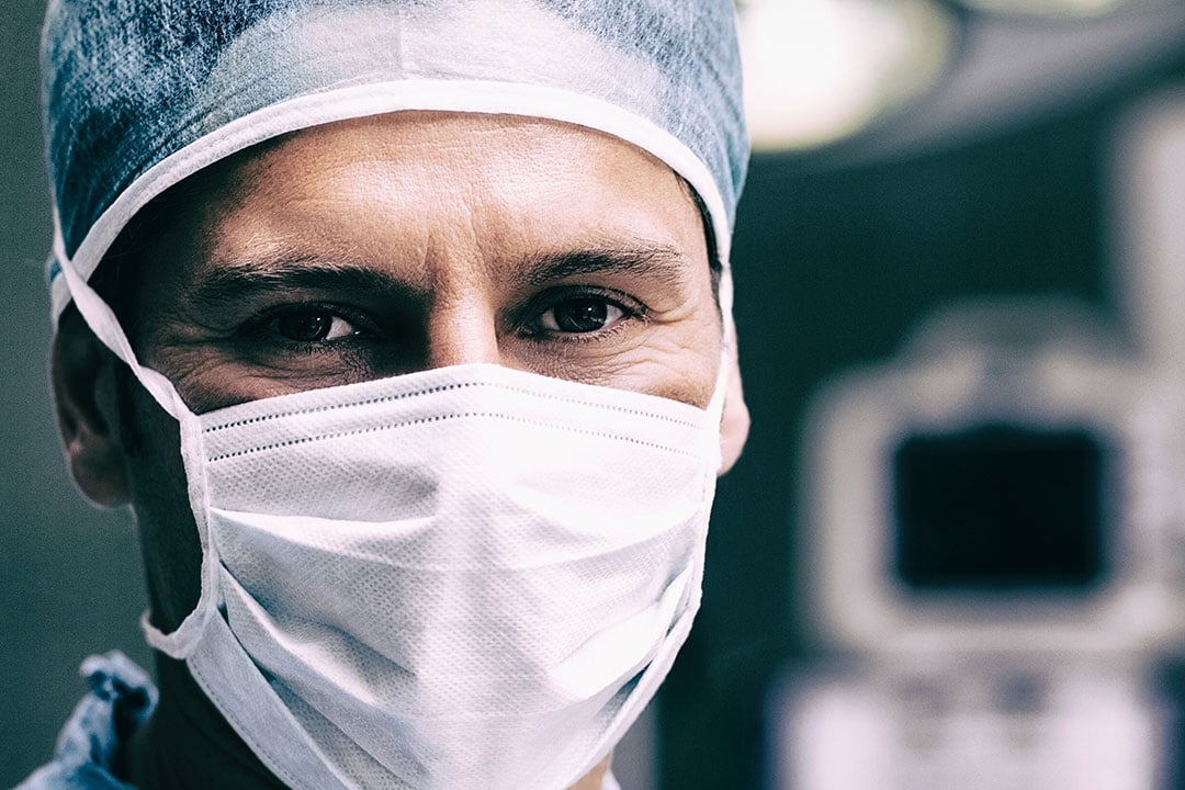 Chirurg im OP – Sonderklasse- und Privatspital-Versicherung Chirurg im OP – Sonderklasse- und Privatspital-Versicherung in Österreich
